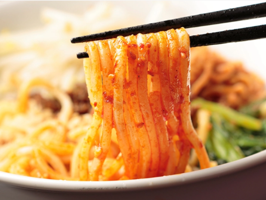 自家製麺-ほうきぼしのまぜそばをネット通販で-宅麺-com-05-08-2026_11_372_PM